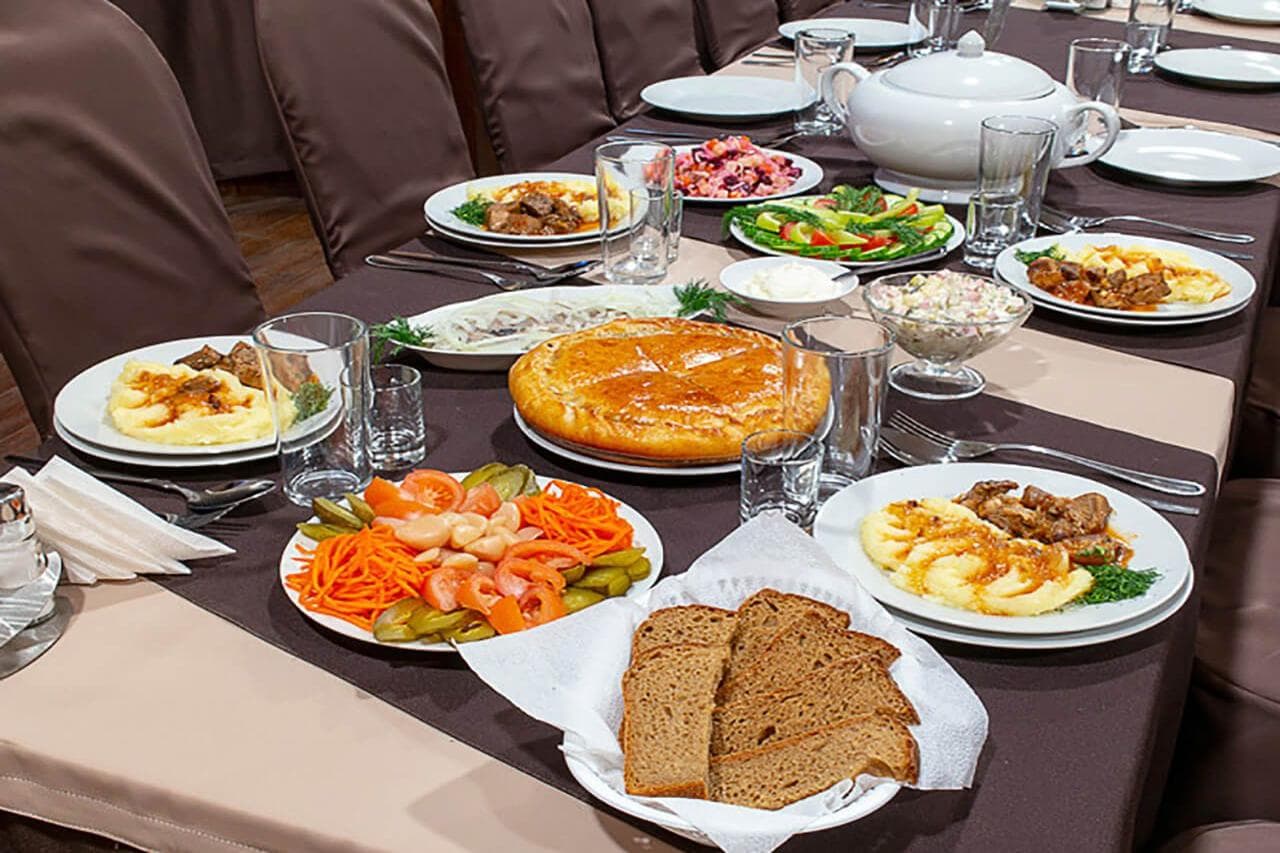 Поминальные обеды